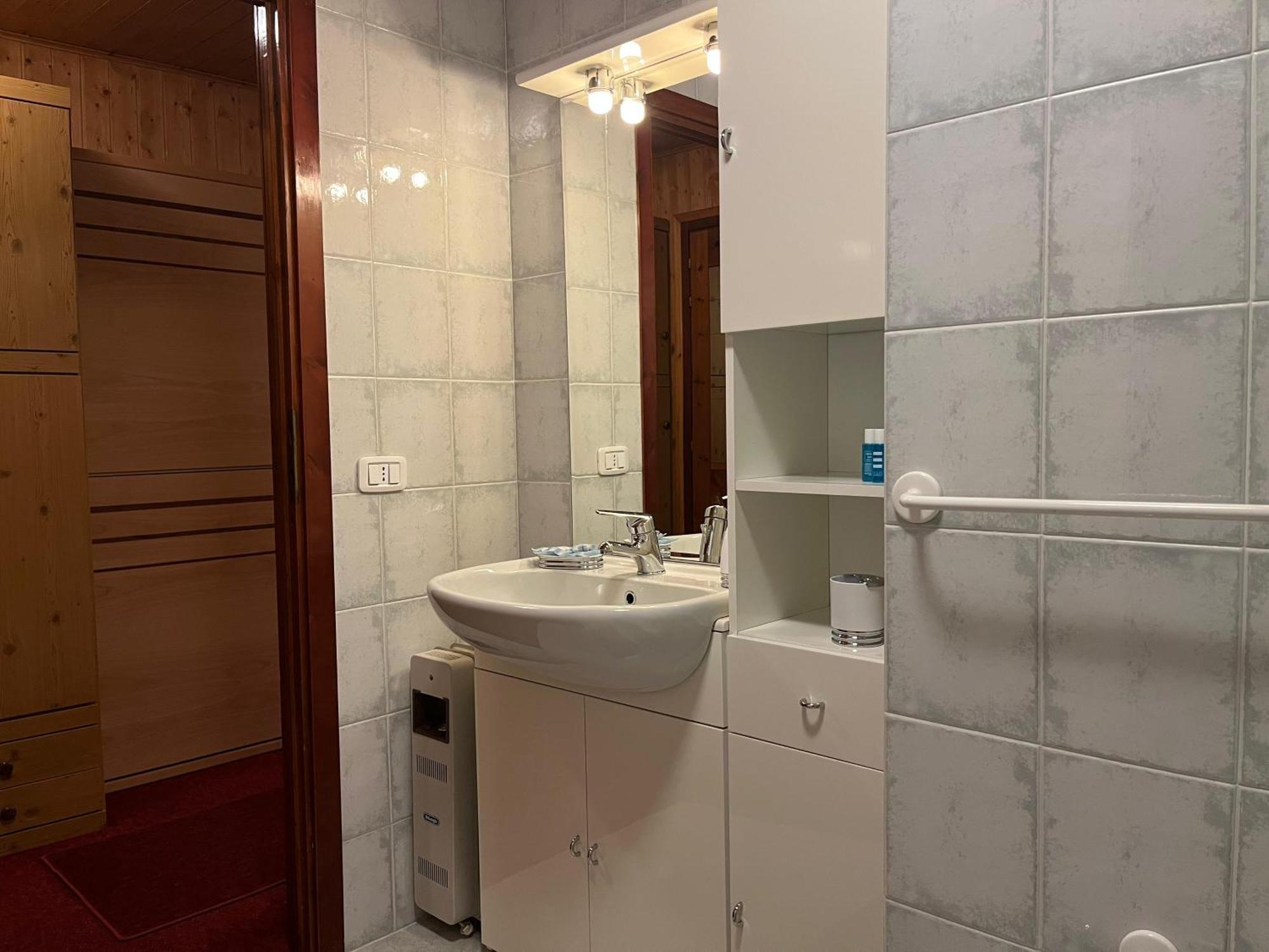Soldanella Cervinia Apartment Vda Vacanze In Vetta Cir 0253 ブレウイル・チェルヴィナイア エクステリア 写真